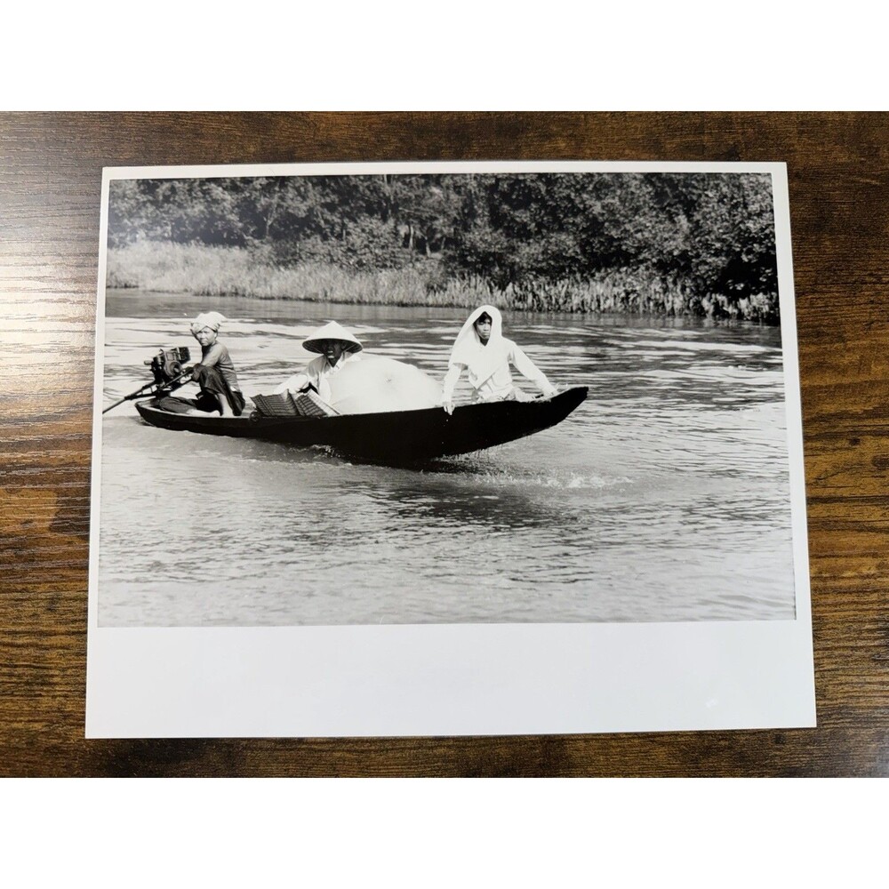 Vietnam Sampan Patrol Can Tho Republic of Vietnam 1969 8x10 Navy Photograph